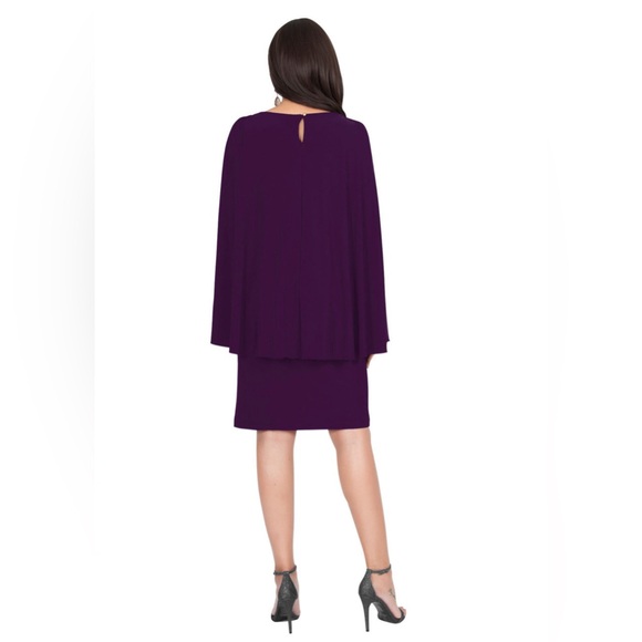 Elegant Maroon Midi Dress - Picture 2 of 3